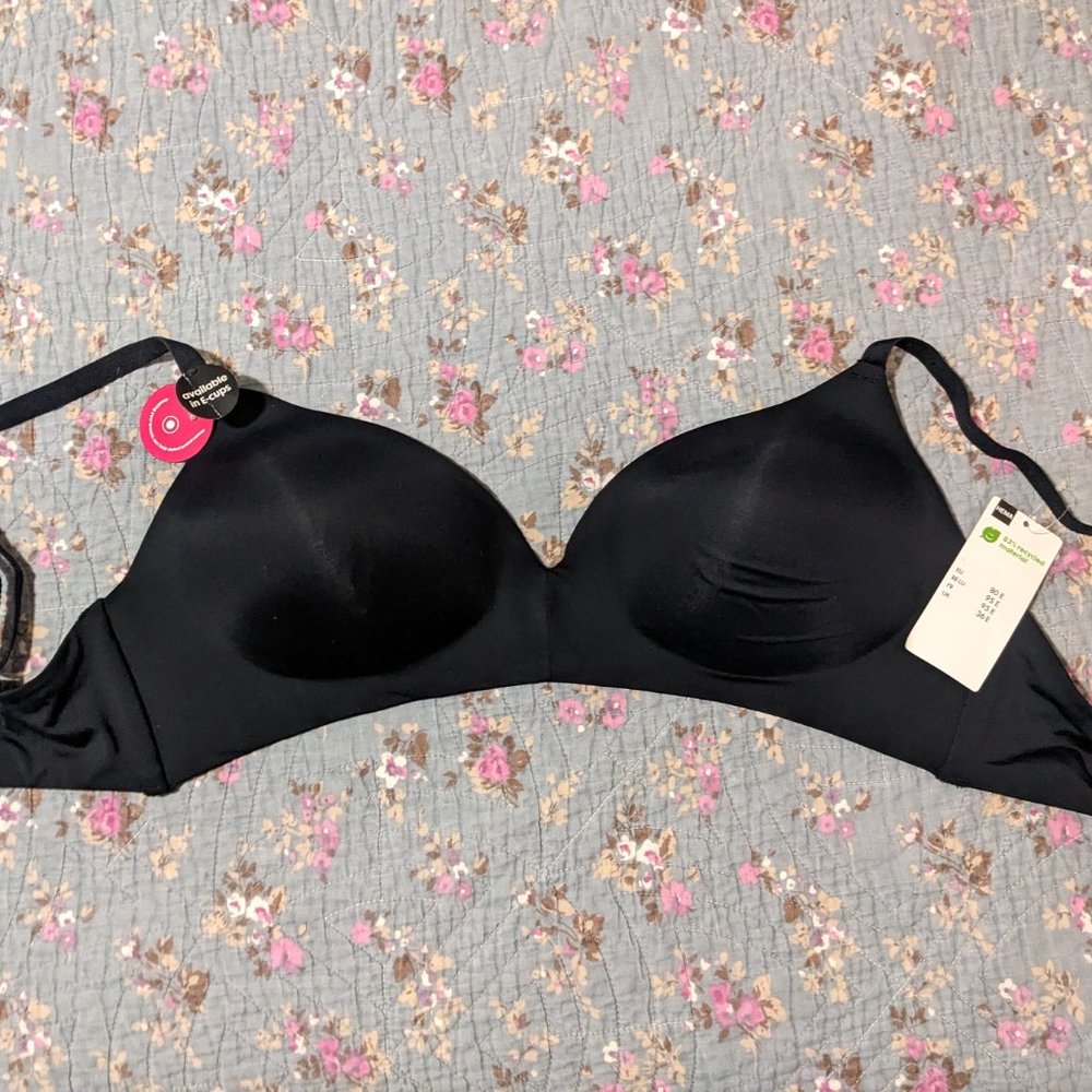 HEMA Black Wireless Bra | New with Tags | Size 36D | Convertible 3-way straps